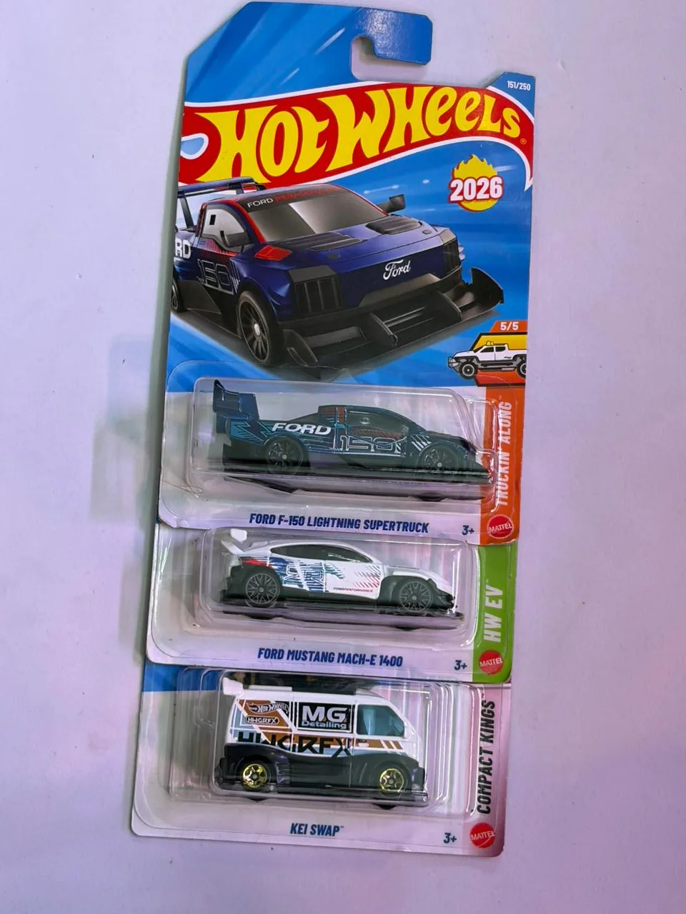Hot Wheels Ford F150 lightning supertruck set 2 1/64 Scale Diecast Model