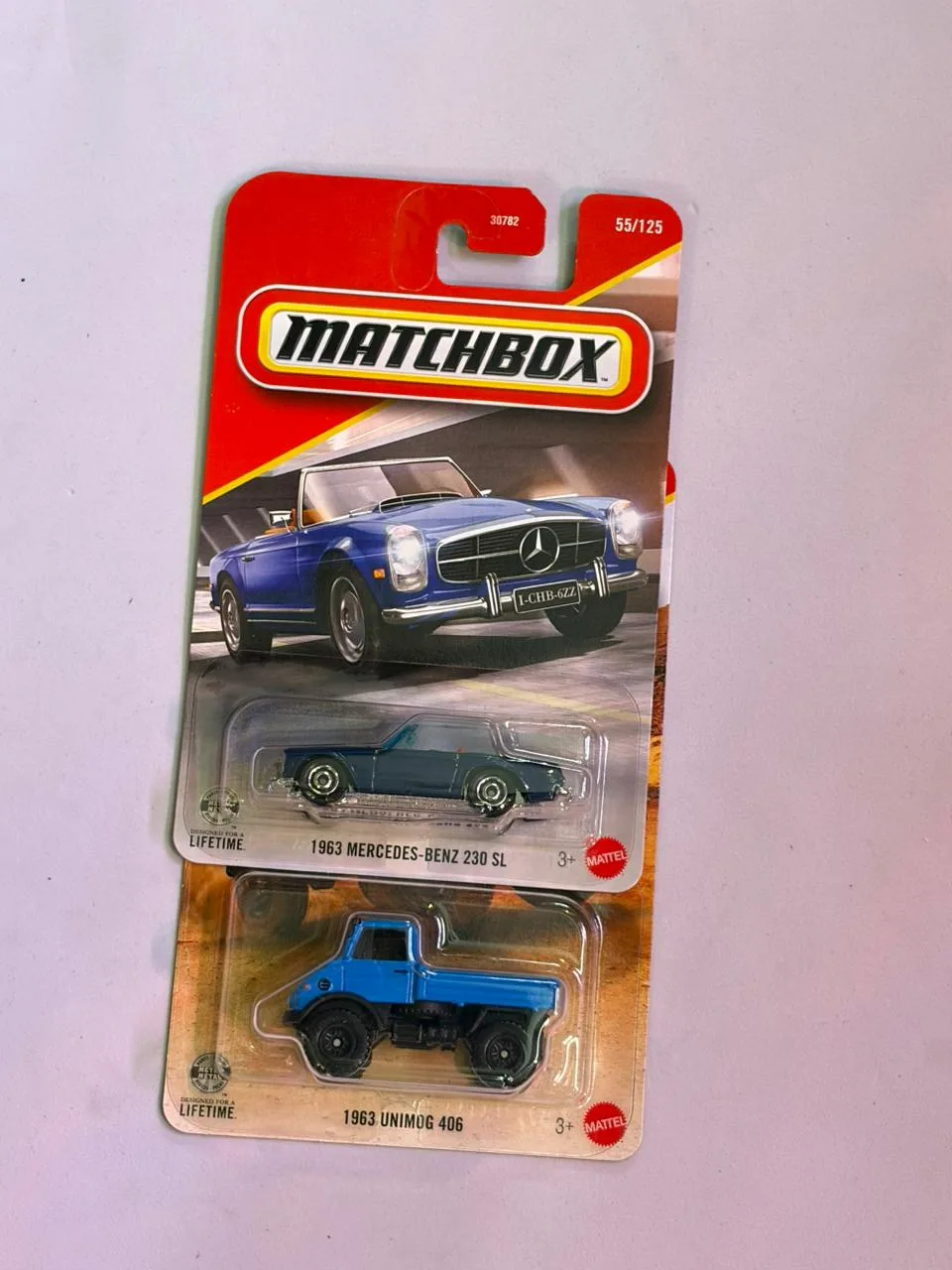 Matchbox 1963 MERCEDES-BENZ 230 SL set 1 1/64 Scale Diecast Model