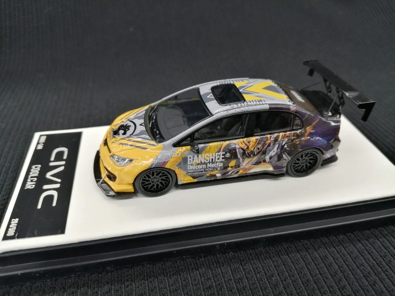 COOLCAR Honda Civic Type R "Banshee" Mecha 1/64 diecast model view 2