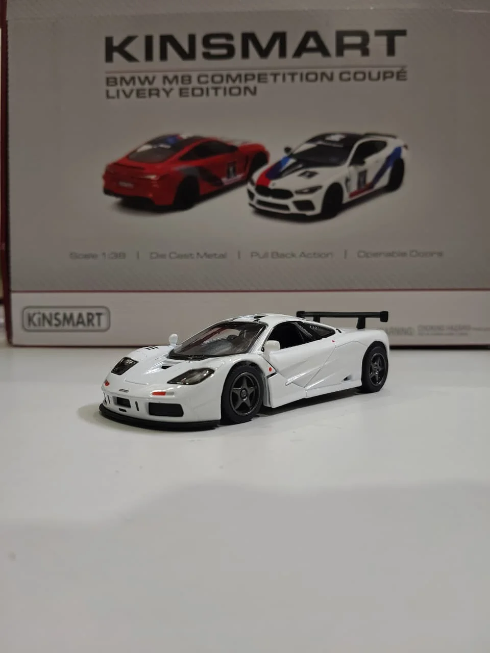 Kinsmart McLaren F1 GTR (White) 1/36 Scale Diecast Model
