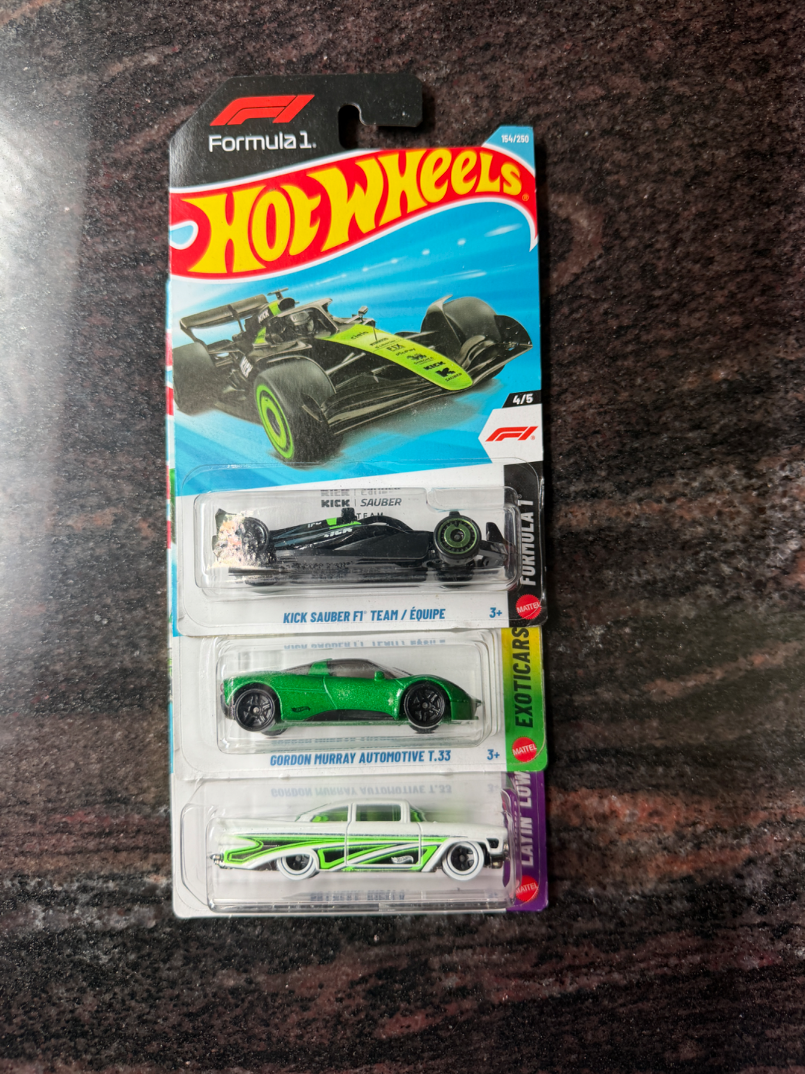 Hot Wheels Hotwheels Kick Sauber F1 Team Set 4 1/64 Scale Diecast Model