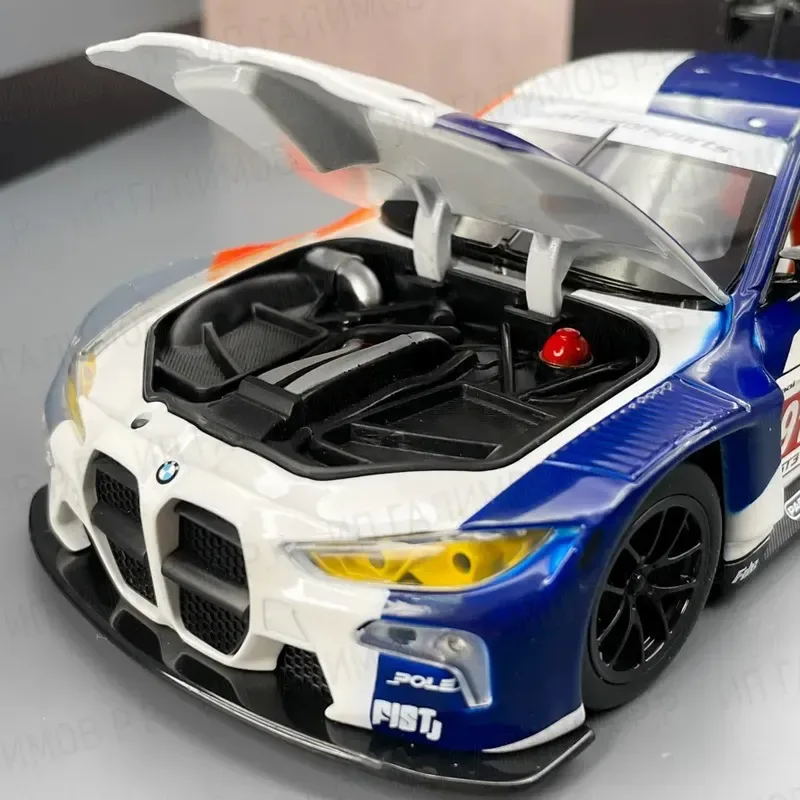 CCA BMW M4 GT3 1/24 diecast model view 2
