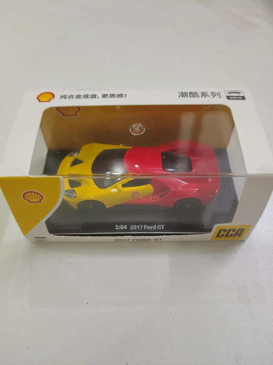 2017 Ford GT - CCA 1/64 Scale Diecast Model