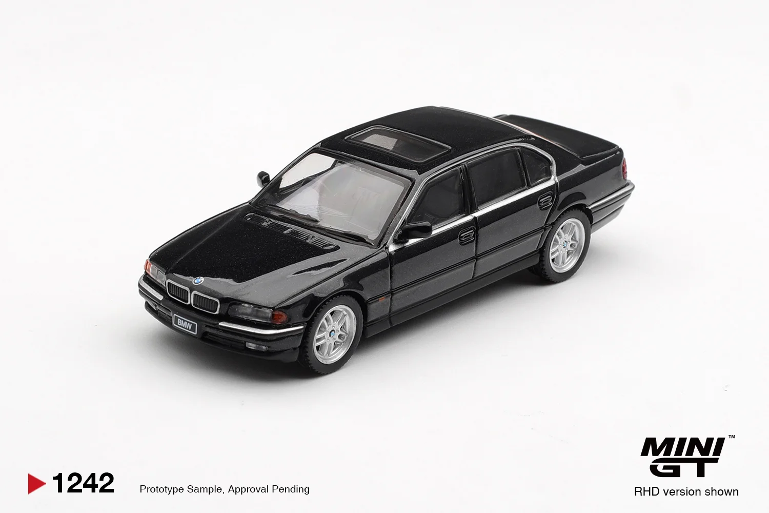 Mini GT #1242 BMW 750iL (E38) - Black Sapphire Metallic 1/64 (Blister) Scale Diecast Model