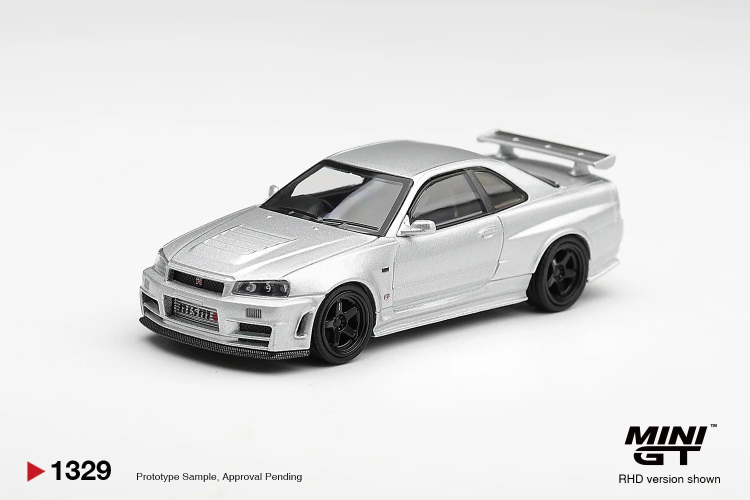 Mini GT Nissan Nismo r34gt r z tune z tune silver 1/64 Scale Diecast Model