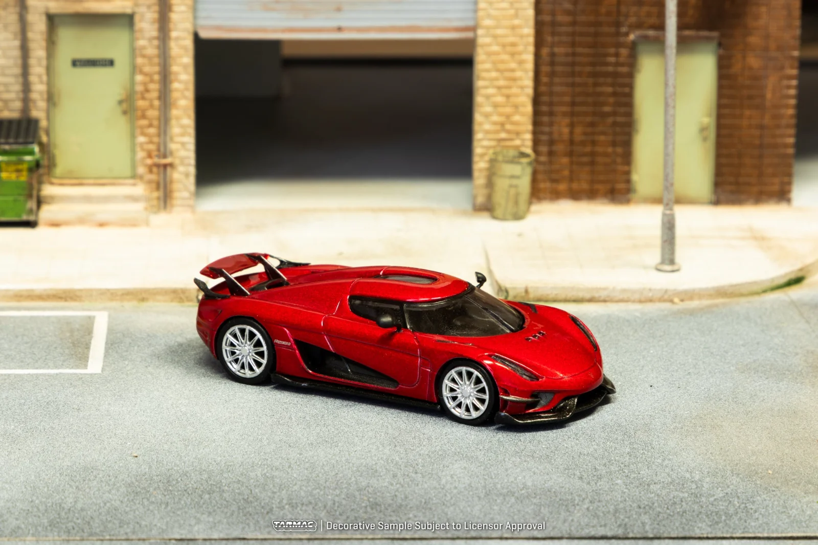 Koenigsegg Regera Red Carbon - Tarmac Works 1/64 Scale Diecast Model
