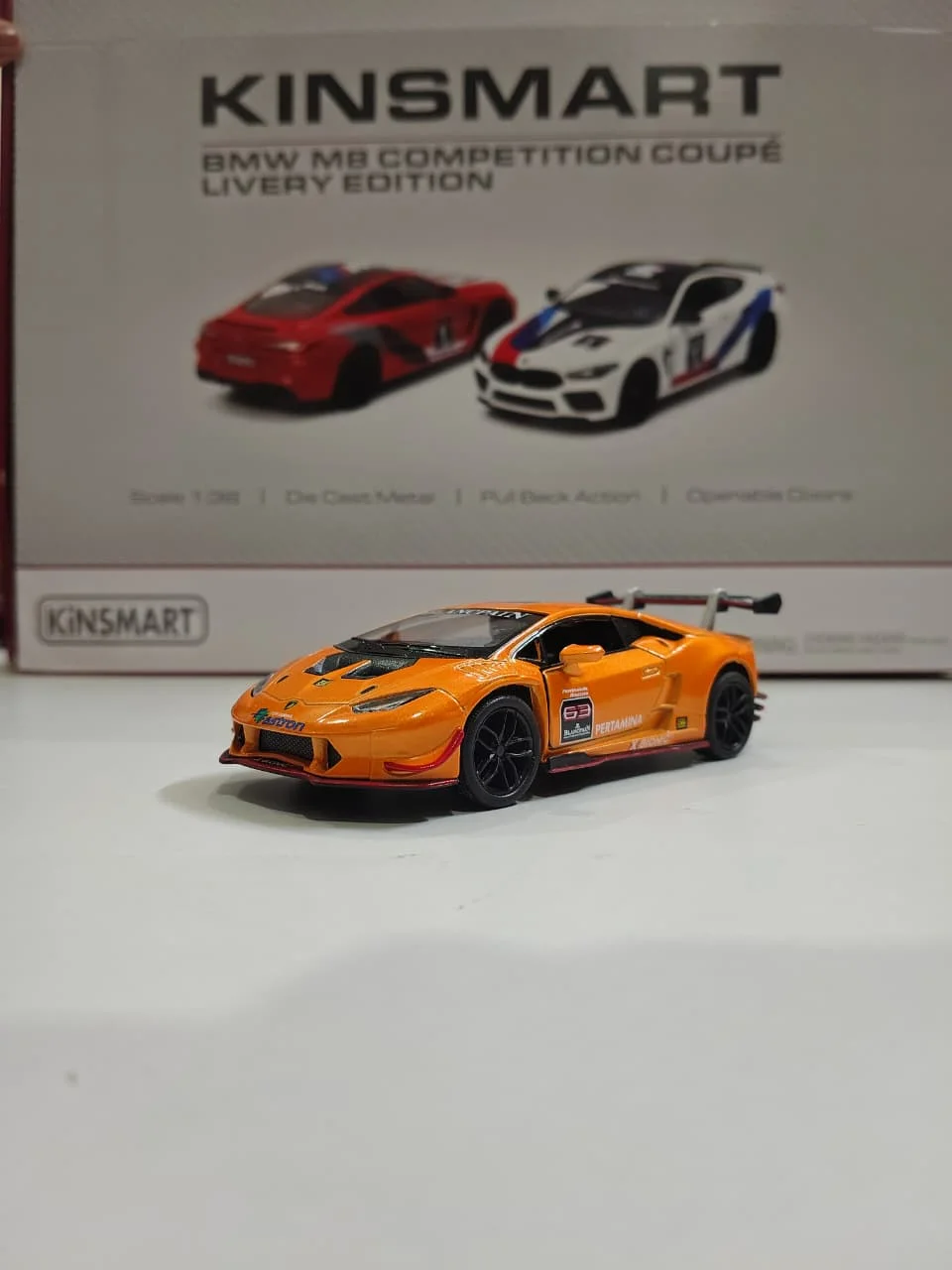 Kinsmart Lamborghini Huracán LP 620-2 Super Trofeo 1/36 Scale Diecast Model