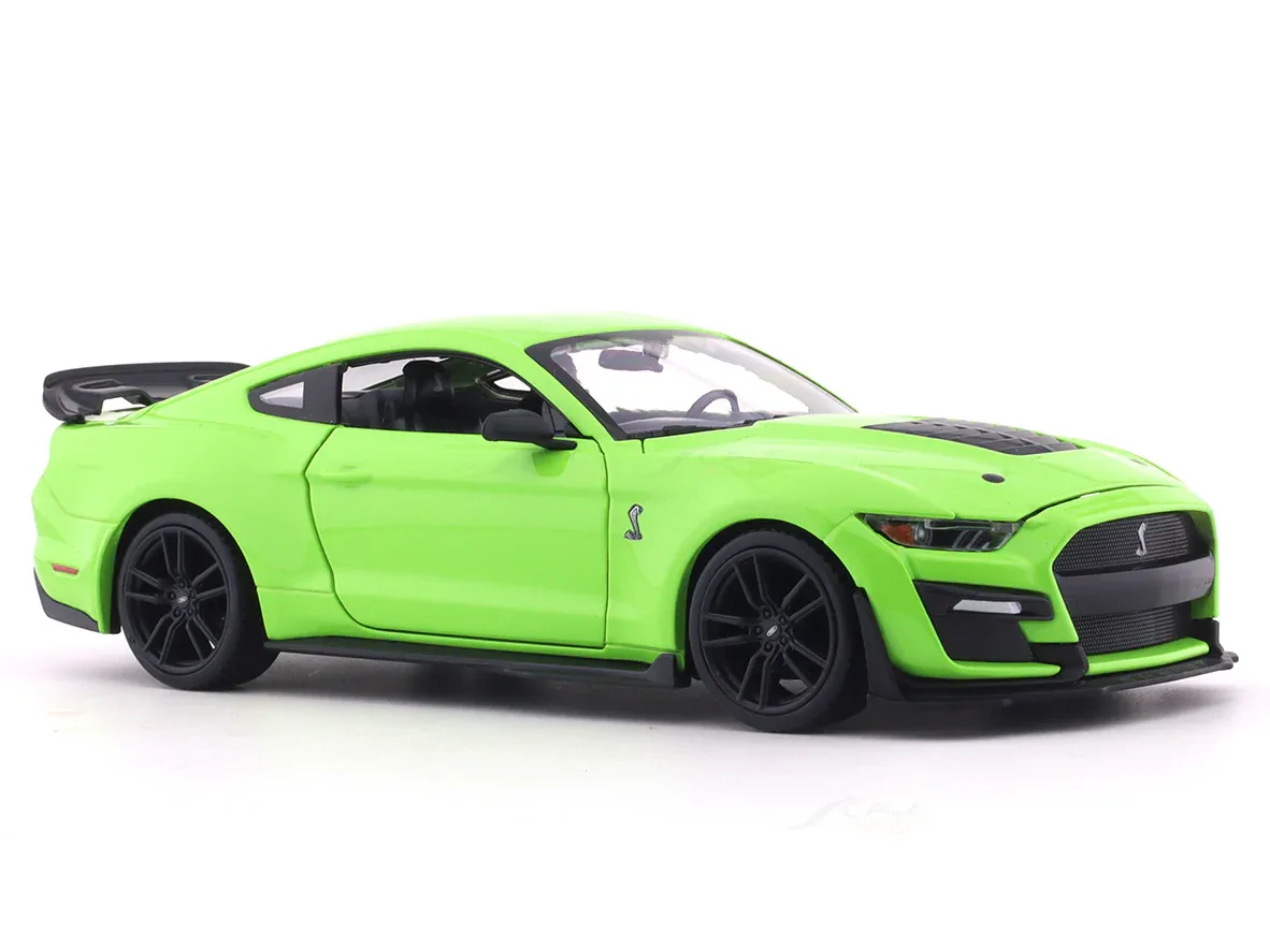 Maisto Ford Shelby Mustang GT500 green 1:24 1/24 Scale Diecast Model