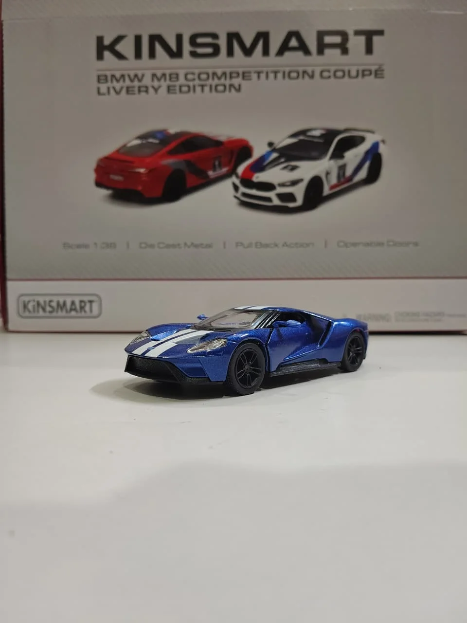 Kinsmart 2017 Ford GT (Liquid Blue with White) 1/36 Scale Diecast Model