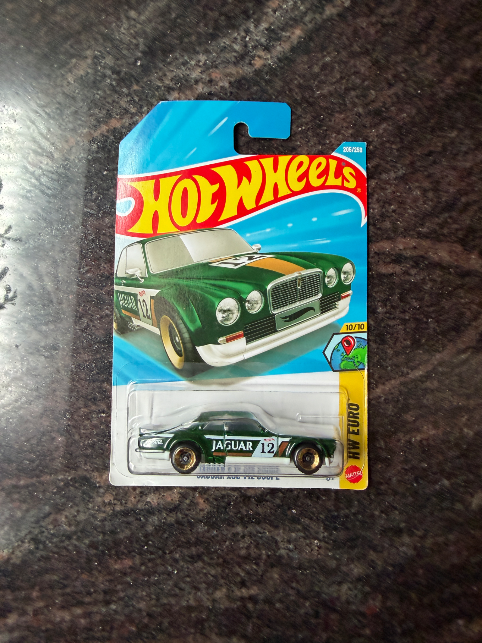 Hot Wheels Hotwheels Jaguar Xjc V12 Coupe 1/64 (Blister) Scale Diecast Model