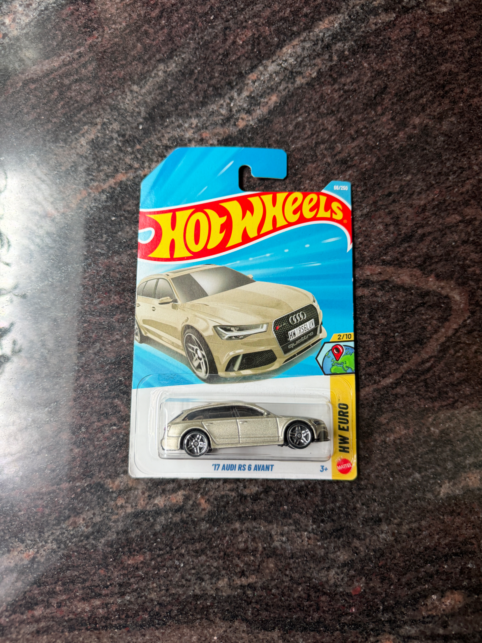 Hot Wheels Hotwheels 17’ Audi RS6 Avant 1/64 (Blister) Scale Diecast Model