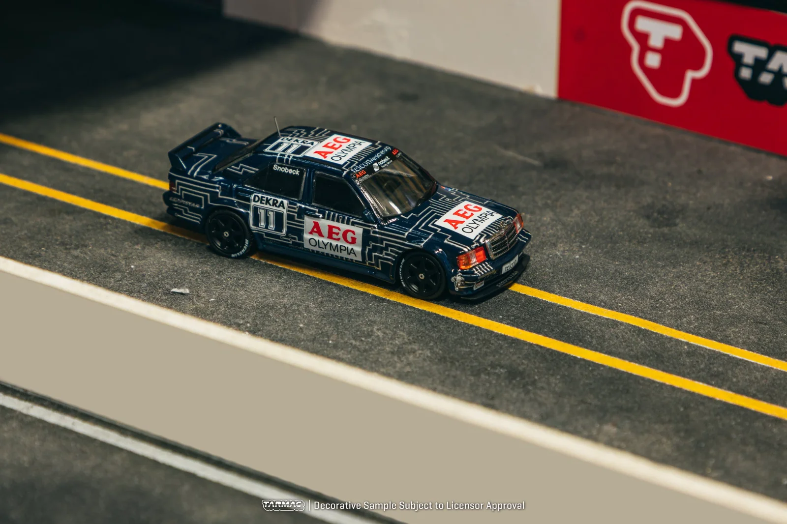 Mercedes-Benz 190 E 2.5-16 EVO 1 DTM 1989 - Tarmac Works 1/64 Scale Diecast Model